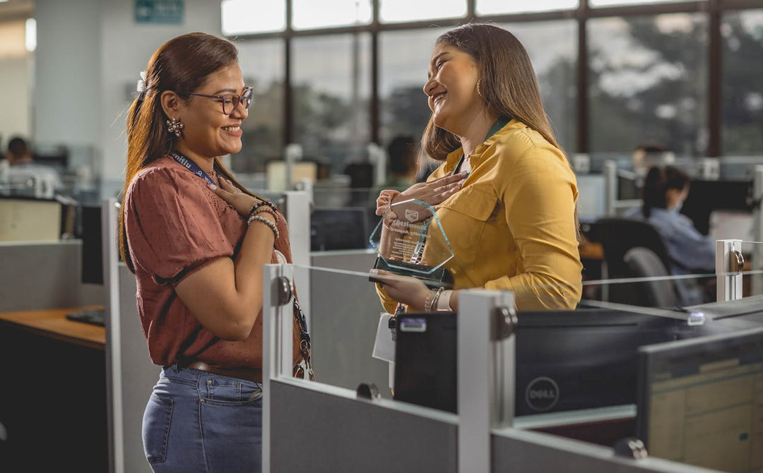 5 Creative Ways to Use Gratitude Books in Your Employee Recognition Programs